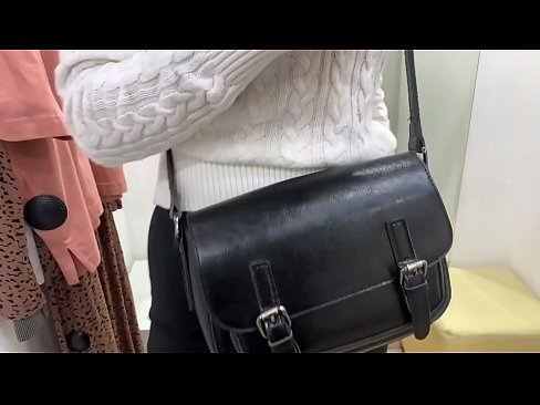 ❤️ Masturbasi publik dari jalang muda FeralBerry dengan dildo di kamar pas ❤❌  Sex di id.ttsex.ru